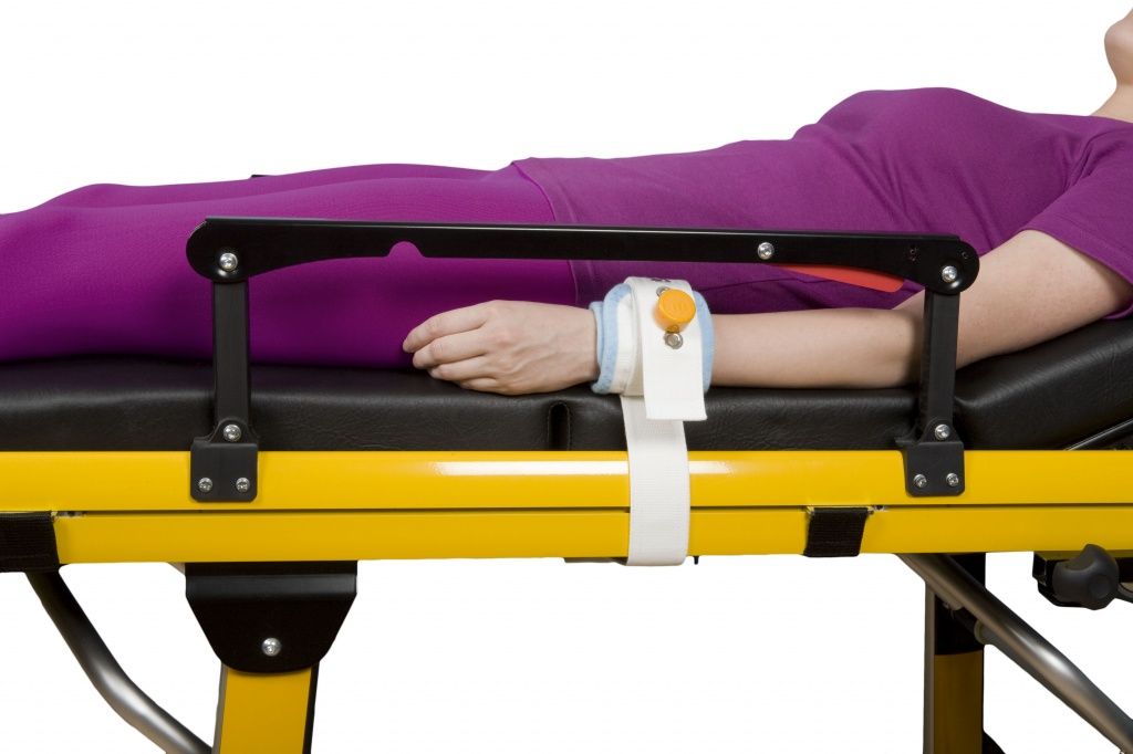 Комплект для фиксации рук при перевозке пациента на каталке от интернет-магазина palliativ.pro